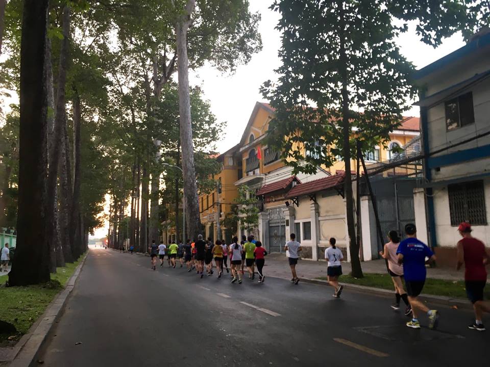 Runner Việt rộn ràng chạy chia chân kỳ nghỉ Tết Kỷ Hợi Runner Việt rộn ràng chạy chia chân kỳ nghỉ Tết Kỷ Hợi